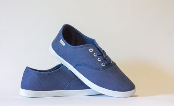 Casual sneaker shoes